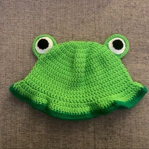 Frog Crotchet Hat